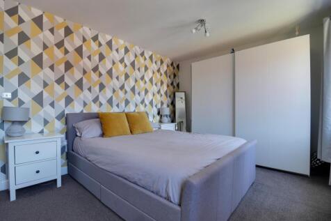 11- Rob Hammond EweMove Pontefract