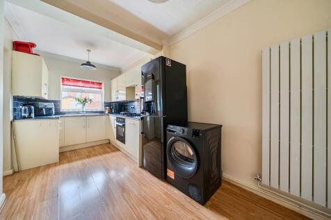 1382834-13-6924380d157b9