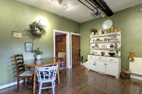 Crowtrees Lane Ememove (24)