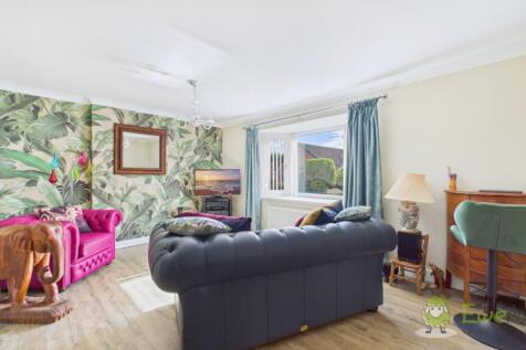 CAM03669G0-PR0034-STILL011