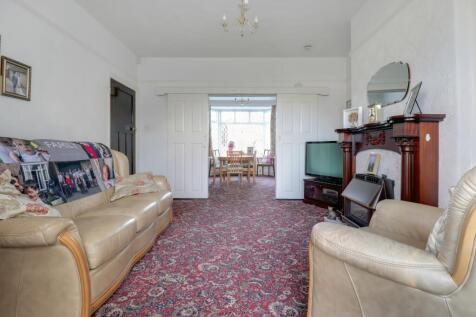 4- Rob Hammond EweMove Pontefract