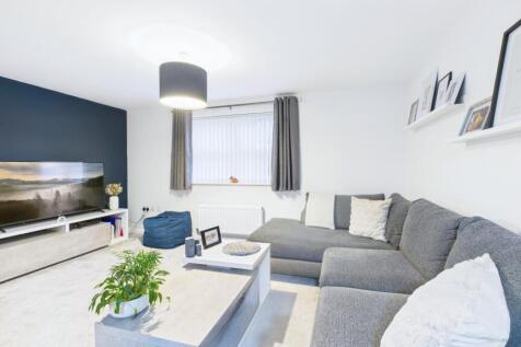 CAM02351G0-PR0087-STILL019