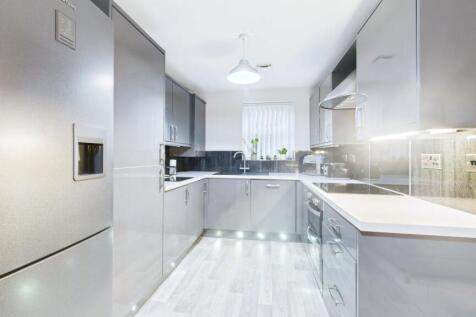 CAM02351G0-PR0087-STILL013