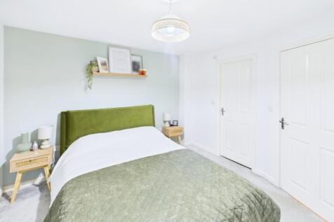 CAM02351G0-PR0087-STILL035 (1)