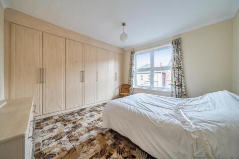 1376136-20-6909f30b3a34a