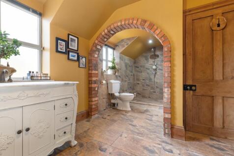 Bathroom With View Into Wet Room