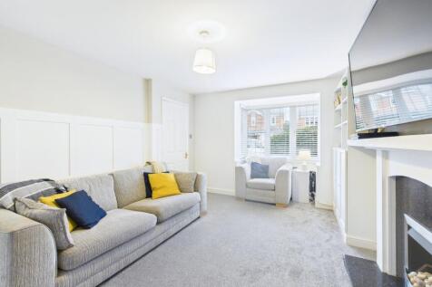 CAM02351G0-PR0083-STILL022