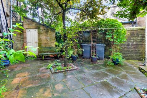 Courtyard Garden