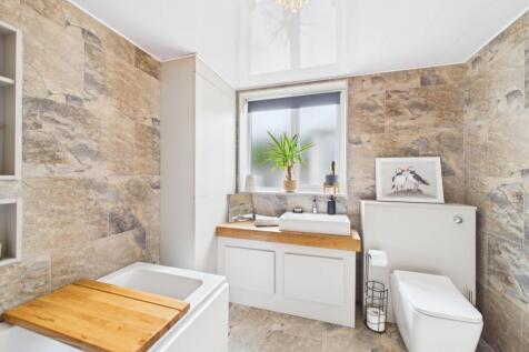 Downstairs Bathroom