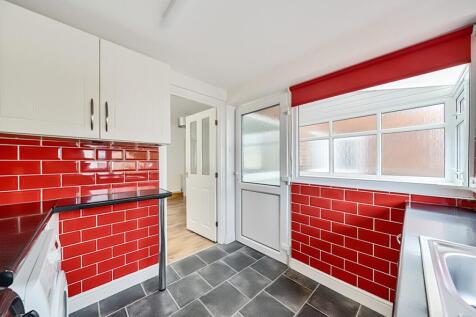 EweMove Harrogate Kitchen
