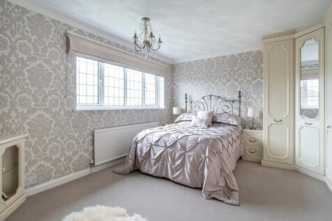 Bedroom 2 (Double)
