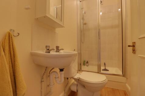 Shower Room 194b