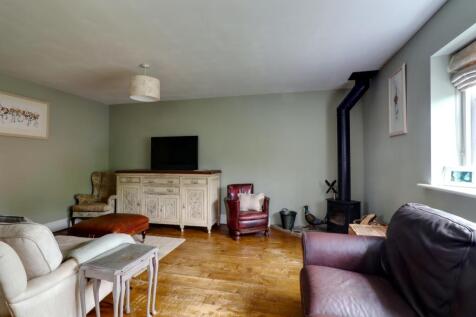 14. Family Room 2