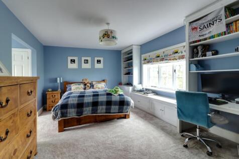 19. Bedroom 3