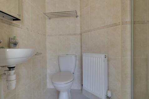 Bedroom 3 Ensuite