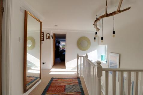 1st Floor Landing