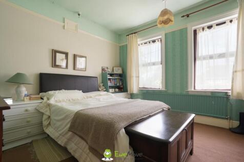 Estate Agent EweMove Scunthorpe Bedroom