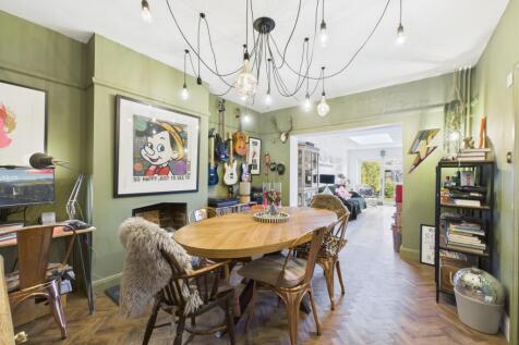 Kitchen Dining and Family Room
