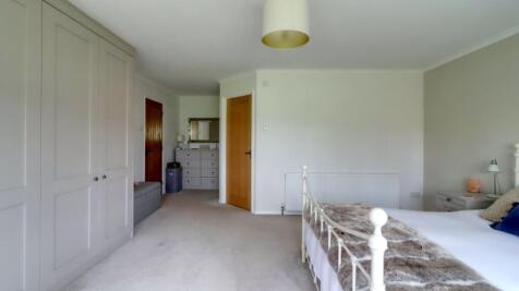 14. Bedroom 1 - 1