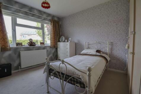 Bedroom 2 (Double)