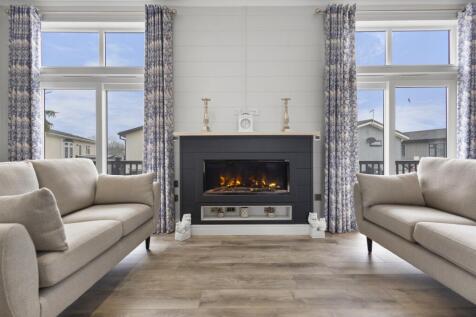Living Room pic 2