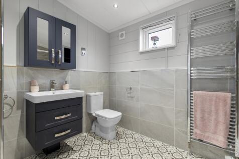 Ensuite Shower Room 
