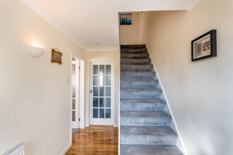 EweMove Estate Agent Scunthorpe Hallway