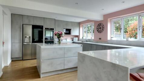 5. Kitchen 1