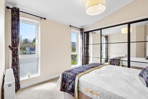 2A GUEST BEDROOM