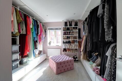 Dressing Room Bedroom 3