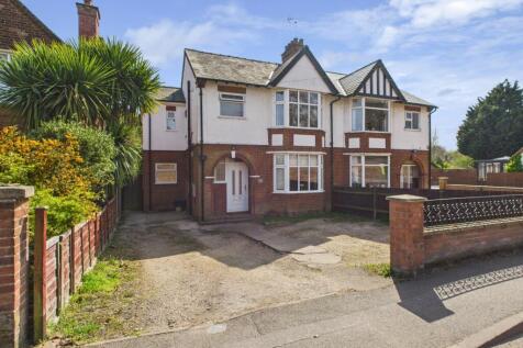 Driveway - EveMove Spalding