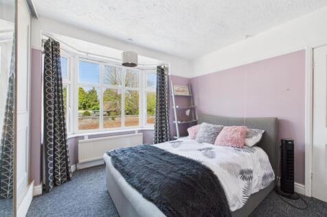 Bedroom - EveMove Spalding