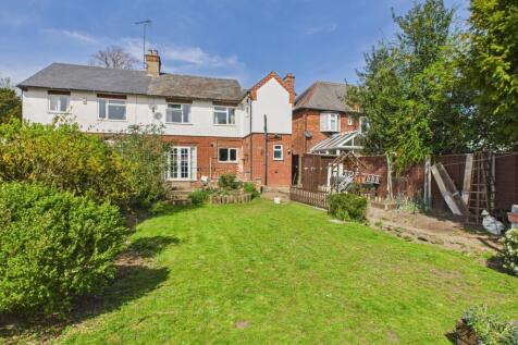 Garden - EveMove Spalding