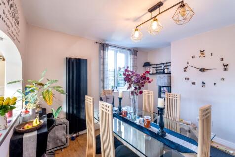 EweMove Estate Agent Scunthorpe Dining Room