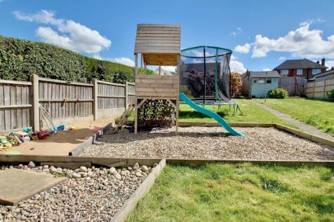 Play Area - EweMove Hinckley Gus Critchlow