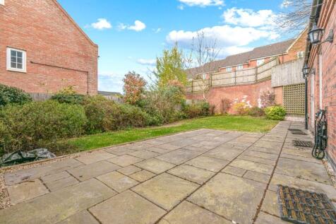 Rear garden angle 2