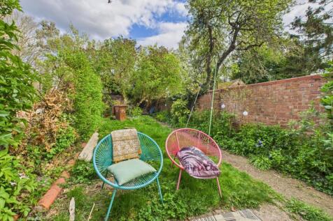 16. Garden