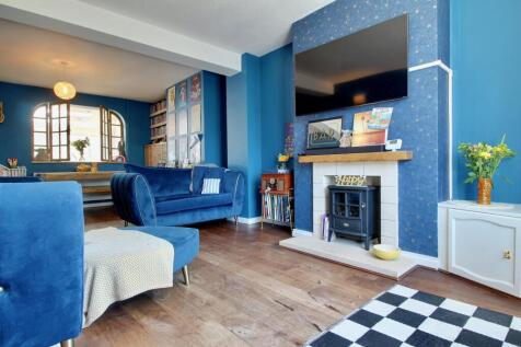 Lounge Area Gus Critchlow EweMove Hinckley