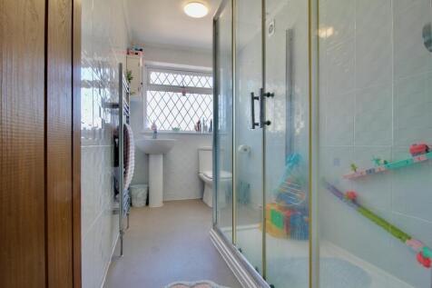Shower Room Gus Critchlow EweMove Hinckley