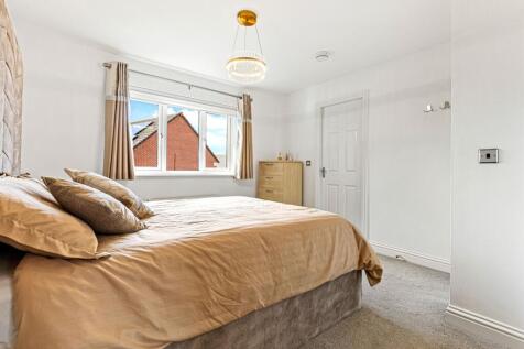 Bedroom 4 with en suite