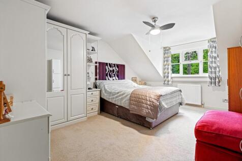 Bedroom with En-Suite