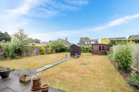 EweMove Estate Agents Scunthorpe - Rear Garden