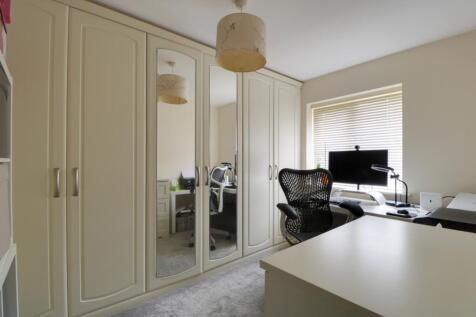 Bedroom 4 Study