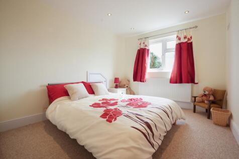 EweMove Estate Agents Scunthorpe - Bedroom 3