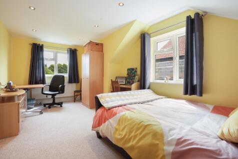 EweMove Estate Agents Scunthorpe - Bedroom 2