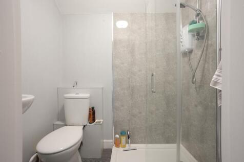 EweMove Estate Agents Scunthorpe - Guest Shower Ro