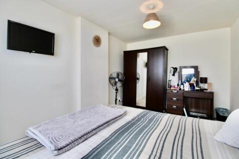 Bedroom 1 angle 2