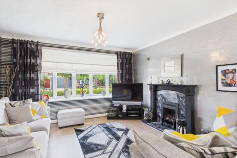 EweMove Spalding - St Andrews Road - Lounge 