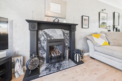 EweMove Spalding - St Andrews Road - Lounge 