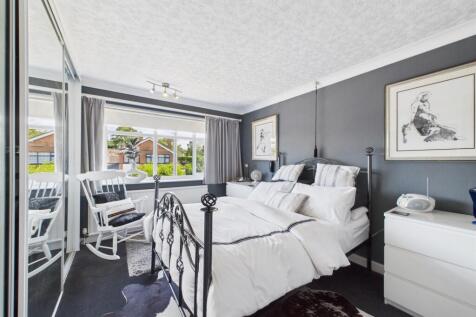 EweMove Spalding - St Andrews Road - Bedroom 